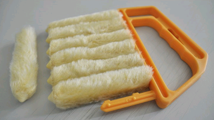 Venetian Blind Cleaning Brush Cleaning Brush Cleaning Brush Removable and Washable Blinds Brush | cleaning tool | Introducing the Venetian Blind Cleaning Brush - the ultimate cleaning tool for all types of blinds.