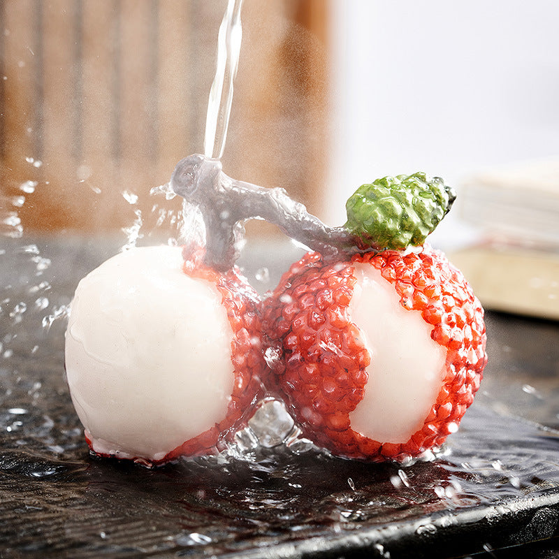Watering the color-changing tea and playing tea.