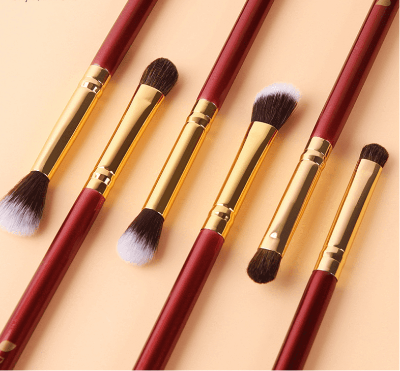 Enchanted Eyes: A Dreamy Makeup Brush Set for Mesmerizing Looks | makeup | Enhance the allure of your mesmerizing gaze with our exquisite Eye Set Makeup Tool Set. This enchant