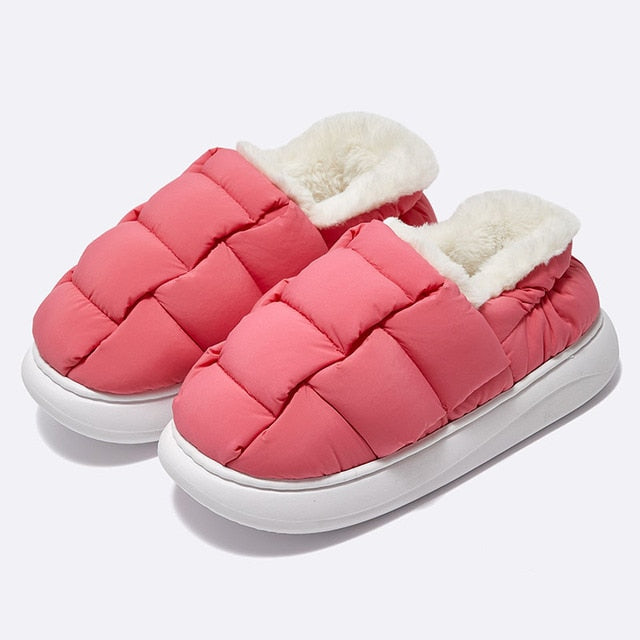 Luxury Plush Winter Home Slippers: Ultimate Warmth and Style | Introducing our Winter Warm Home Slippers, the ultimate solution to keep your feet luxuriously warm