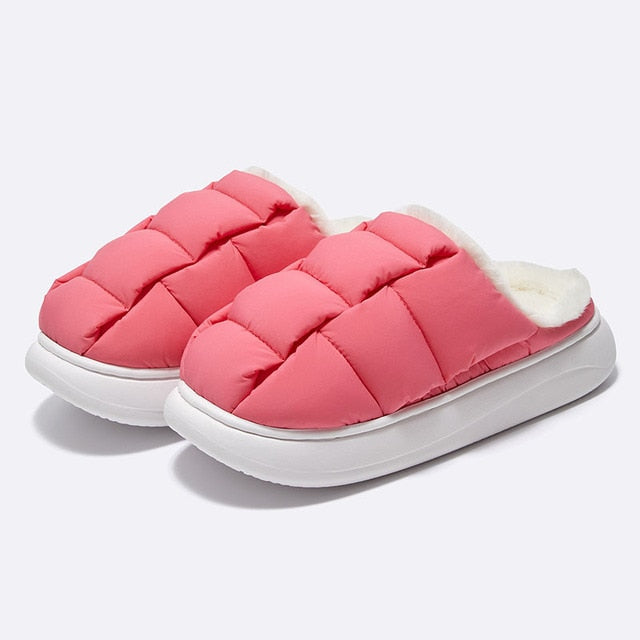 Luxury Plush Winter Home Slippers: Ultimate Warmth and Style | Introducing our Winter Warm Home Slippers, the ultimate solution to keep your feet luxuriously warm