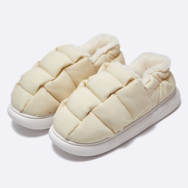 Luxury Plush Winter Home Slippers: Ultimate Warmth and Style | Introducing our Winter Warm Home Slippers, the ultimate solution to keep your feet luxuriously warm