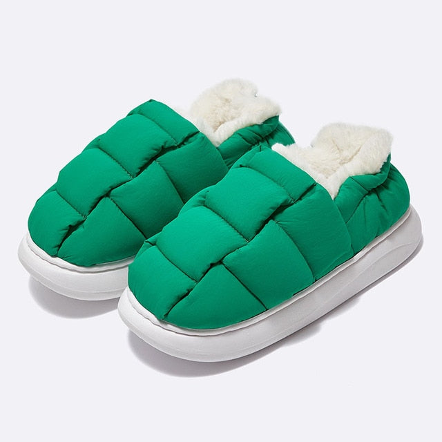 Luxury Plush Winter Home Slippers: Ultimate Warmth and Style | Introducing our Winter Warm Home Slippers, the ultimate solution to keep your feet luxuriously warm