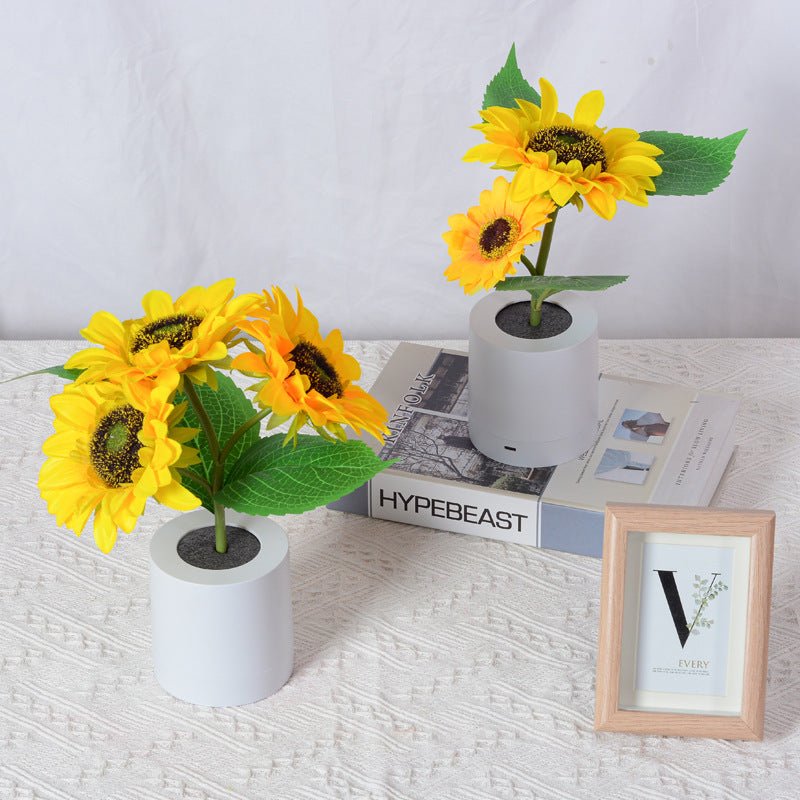 Rechargeable Sunflower Led Simulation Night Light Table Lamp Simulation Flowers Decorative Desk Lamp For Resturaunt Hotel Wedding Gift | light |
Overview:
Artificial Flower Lamp Design
Hypoallergenic. No Maintenance. Pet-Friendly Flowers.