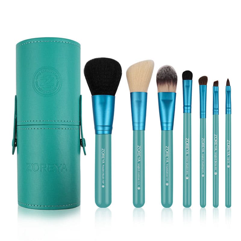 Makeup brush set.