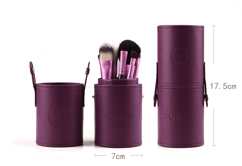 Makeup brush set.