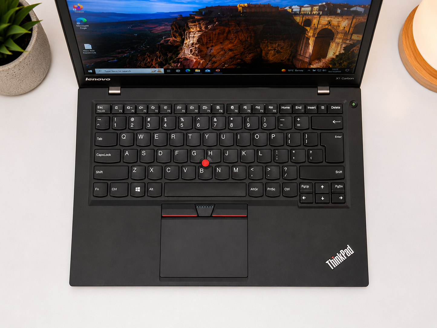 Lenovo ThinkPad X1 Carbon Gen 3 | Intel Core i7 | 8GB RAM | 512GB SSD | 14"